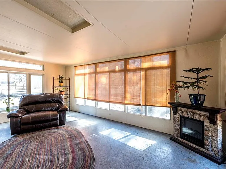 3252 N Old Wire Rd — Photo 11