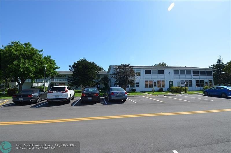 1st image of 292 Oakridge Ct #Q-292
