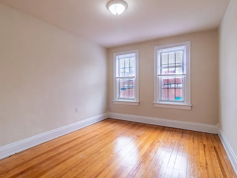 316 Tilden St #C — Photo 14
