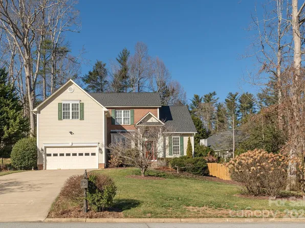 245 Riverbirch Dr, Fletcher, NC 28732