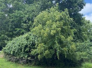 N Belton Ct, Kansas City, MO 64151