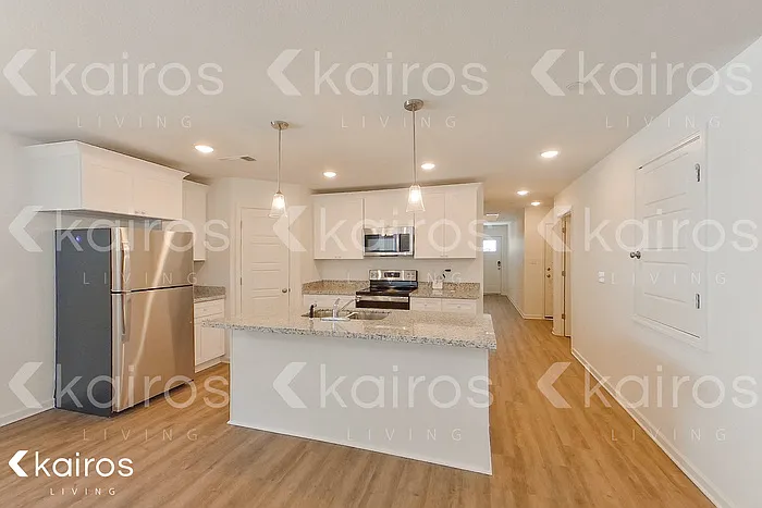 11405 Camden Court Cir — Photo 6