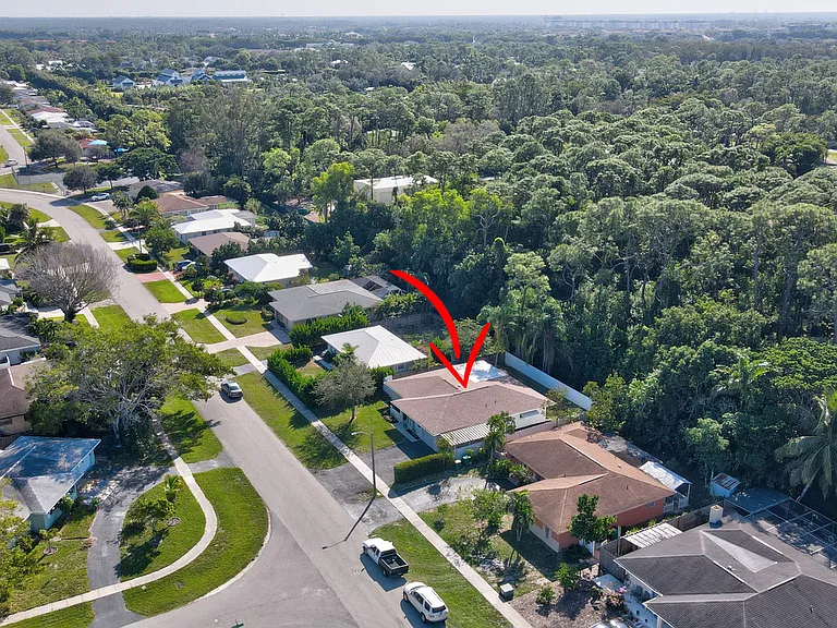 2374 Poinciana Dr #1-ID1073509P — Photo 32