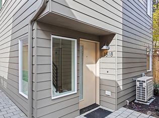 1518 NE 75th St, Seattle, WA 98115
