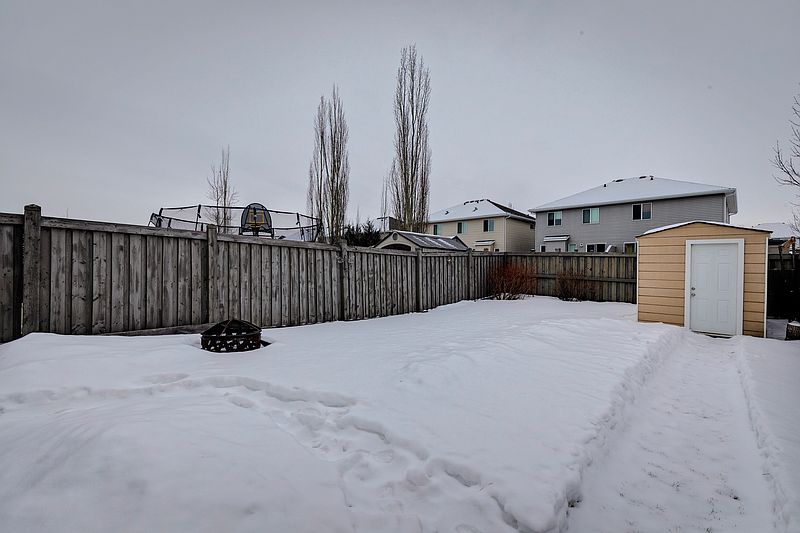 Edmonton Apartment for rent - 3 Bedrooms — photo 10