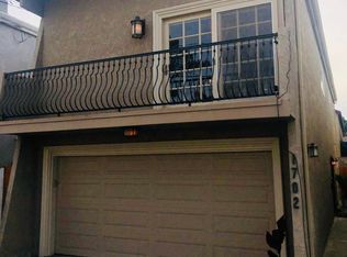 1702 Haynes Ln, Redondo Beach, CA 90278