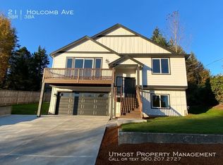 211 Holcomb Ave, Kelso, WA 98626