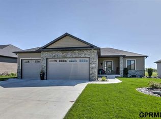 9320 S 32nd St, Lincoln, NE 68516