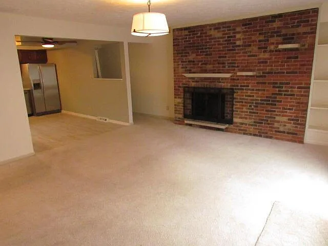 3375 Moundview Ct #B — Photo 5