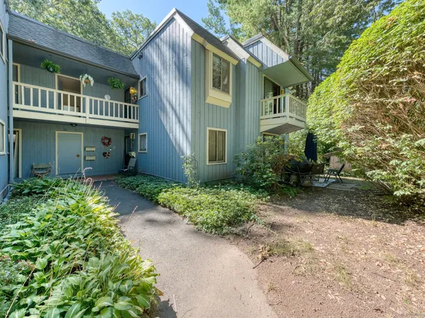 18 Coach Drive #18, Southington, CT 06489