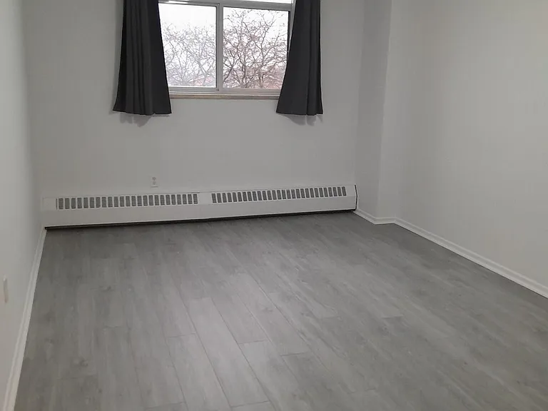 5 Frith Rd #404 — Photo 2