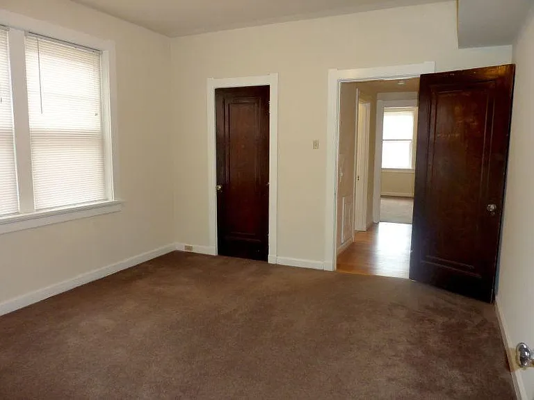761 Heman Ave — Photo 8