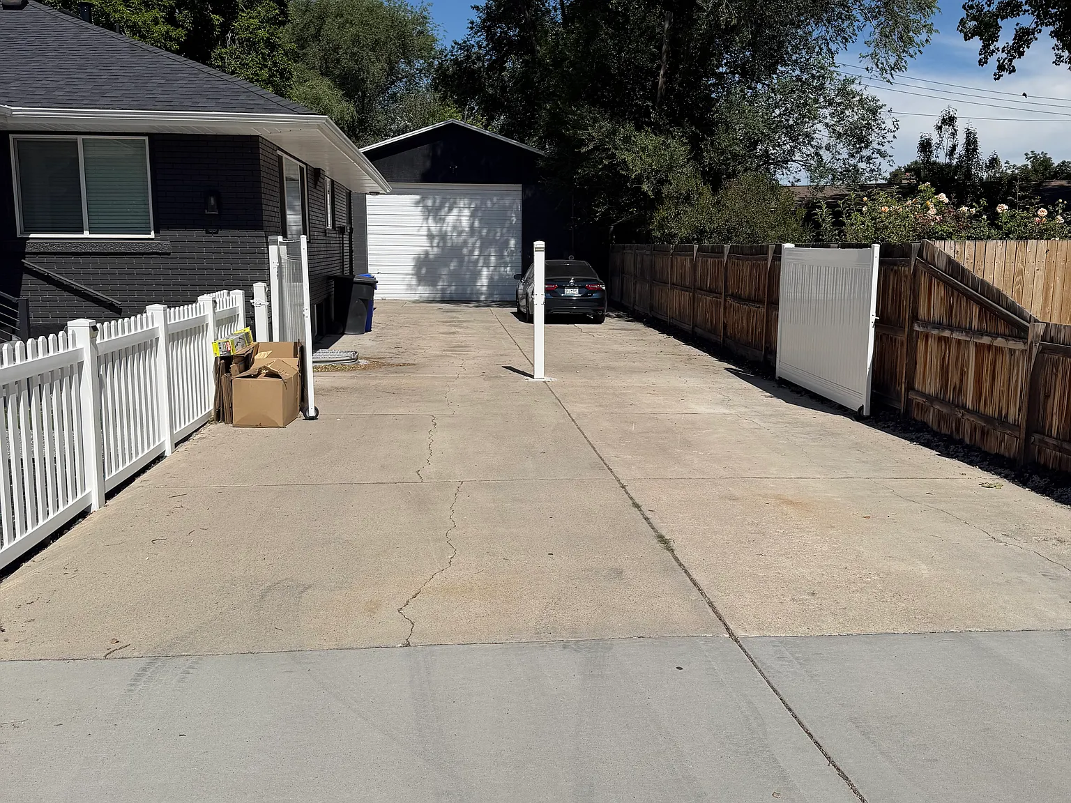 3 bed, 1.5 bath, 1150 sqft, $2,000 — Photo 2