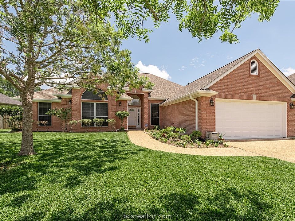 1st image of 4607 Park Hollow Cir