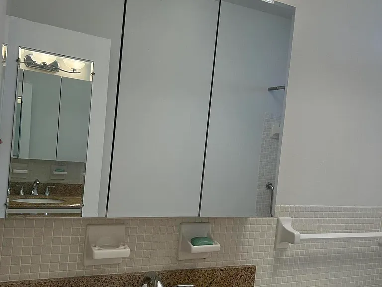 1821 NE 62nd St #331 — Photo 14