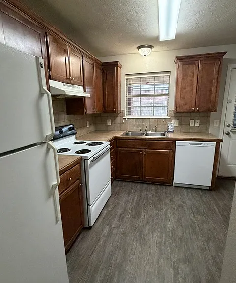 207 Cheyenne Pl #1 — Photo 5