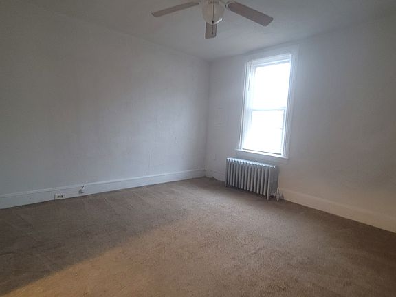 5th image of 1316 N Washington St APT 2