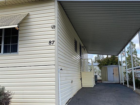3rd image of 2540 Grass Valley Hwy Spc 87