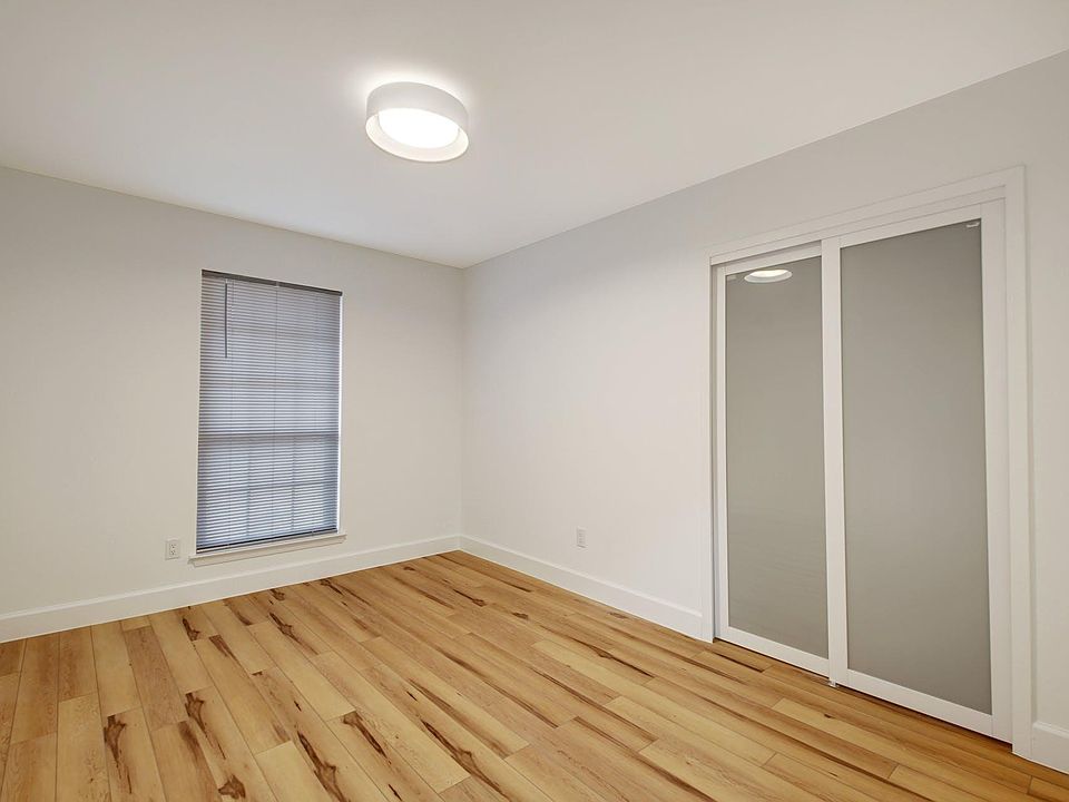 1st image of 10902 Thicket Trl