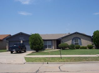 6913 SW Drakestone Blvd, Lawton, OK 73505