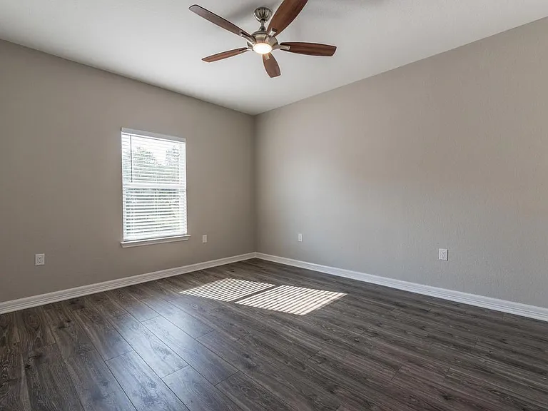 6319 Parliament Dr — Photo 28