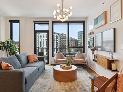 1240 S 2nd St #608, Minneapolis, MN, 55415
