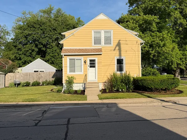 602 Edward St, Sycamore, IL 60178