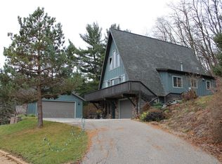 1113 Country Dr, Winona, MN 55987