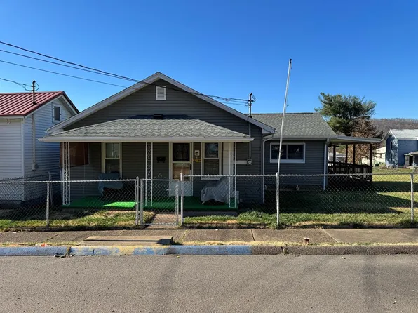 611 N 7th Avenue, Paden City, WV 26159