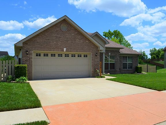 2nd image of 106 Victory Lake Dr