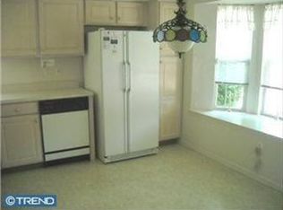82 Peppergrass Dr, Mount Laurel, NJ 08054