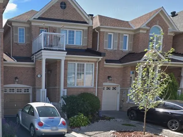 30 Clovis St #30, Vaughan, ON L4J 8W7