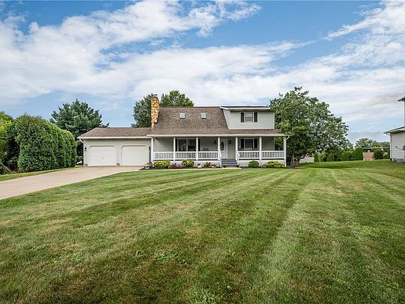 3rd image of 145 Southpark Dr