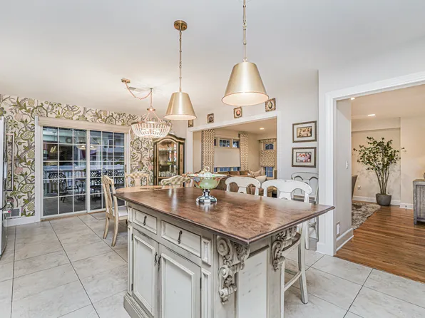 133 Goodwin Avenue image 9 of 53