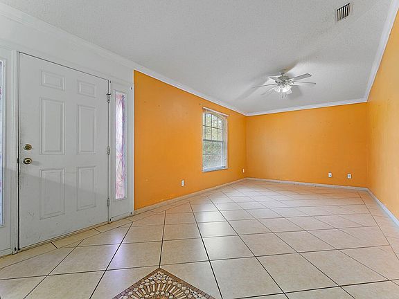 5th image of 1741 SW Bismarck Street