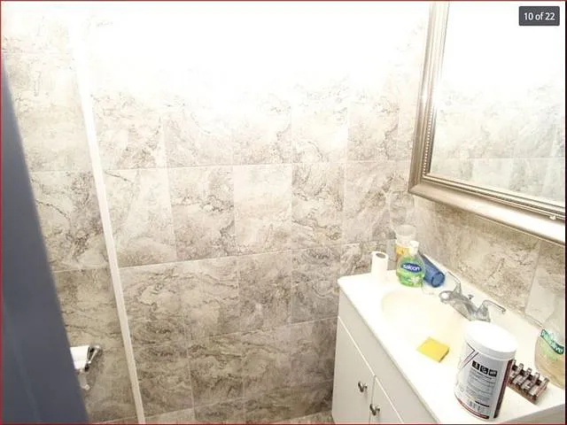 Studio, $3,500 — Photo 2