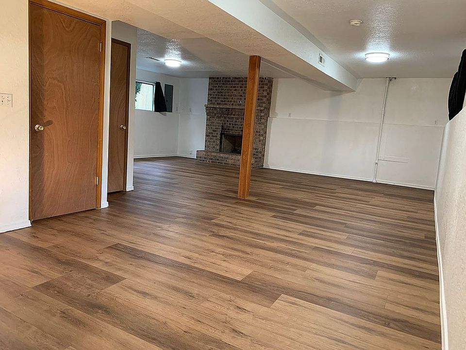 1st image of 15318 NE 6th Pl