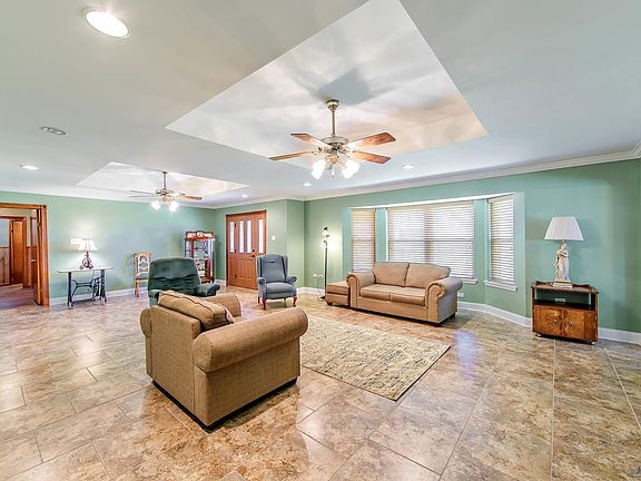4th image of 118 Property Ct