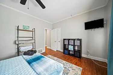 1506 S Florence Pl — Photo 17