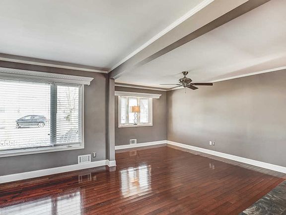 5th image of 14 Sycamore Ln