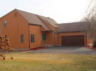 262 Quail Run Rd, Suffield, CT 06078