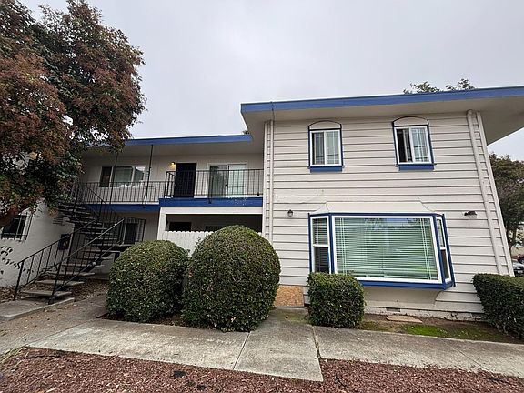2nd image of 3691 Cape Cod Ct