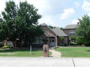 521 Chippendale Dr, Heath, TX 75032