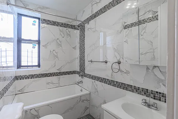Rented by ERNY LLC | media 20