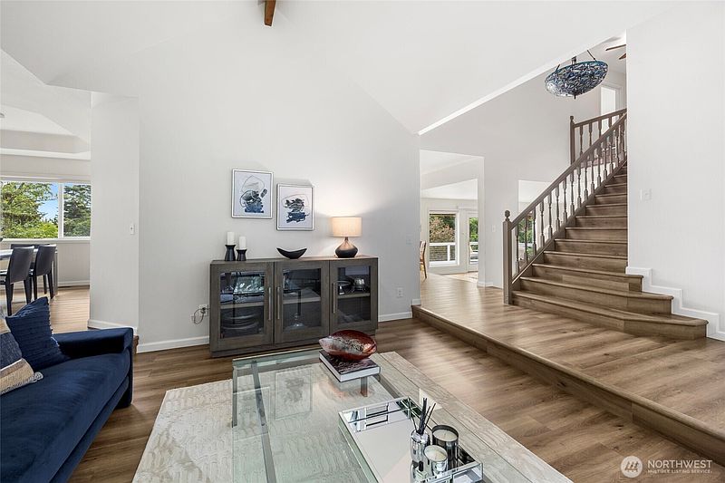 5th image of 11243 Garland Lane