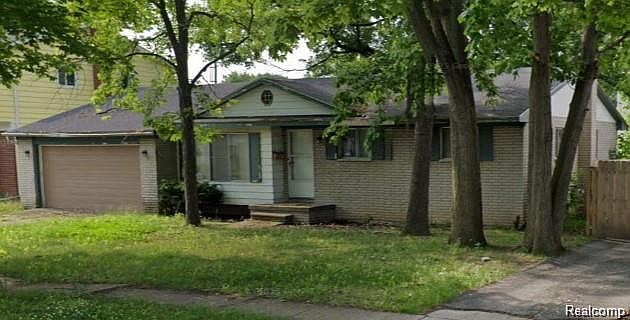 1st image of 1323 Chatham Dr