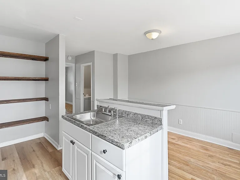 849 Loalan Ave — Photo 6