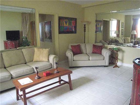 2nd image of 2730 S Ocean Blvd #105