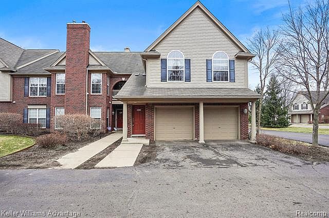 1st image of 28556 Carlton Way Dr
