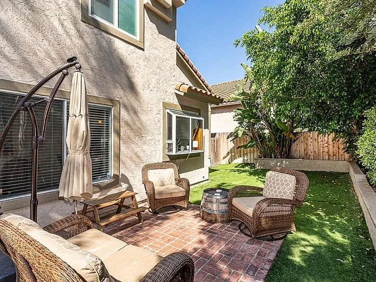 732 Mosaic Cir — Photo 15